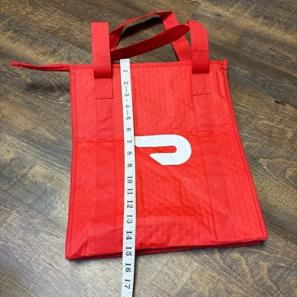 DoorDash Insulated Thermal Delivery Tote Bag Hot Cold Zip Closure Red Foldable - Picture 3 of 8